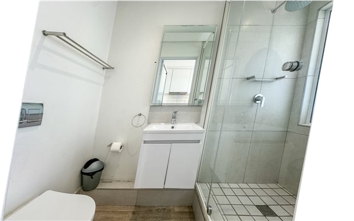 2 Bedroom Property for Sale in Woodstock Western Cape